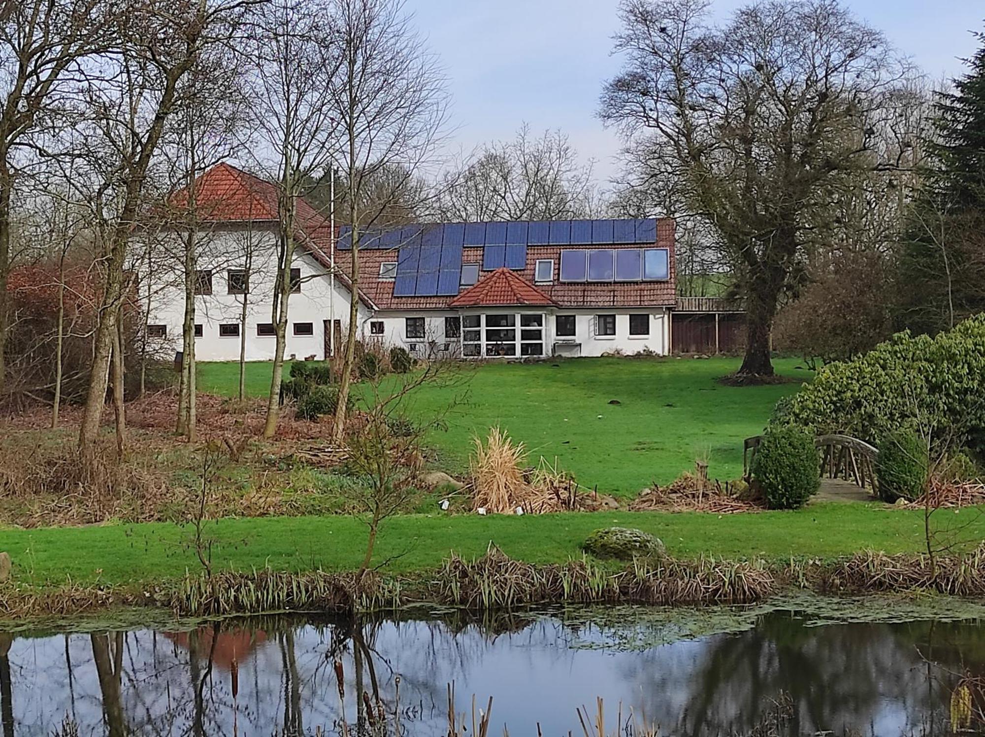 Bed and Breakfast Emily'S Garden Lintrup Exterior foto